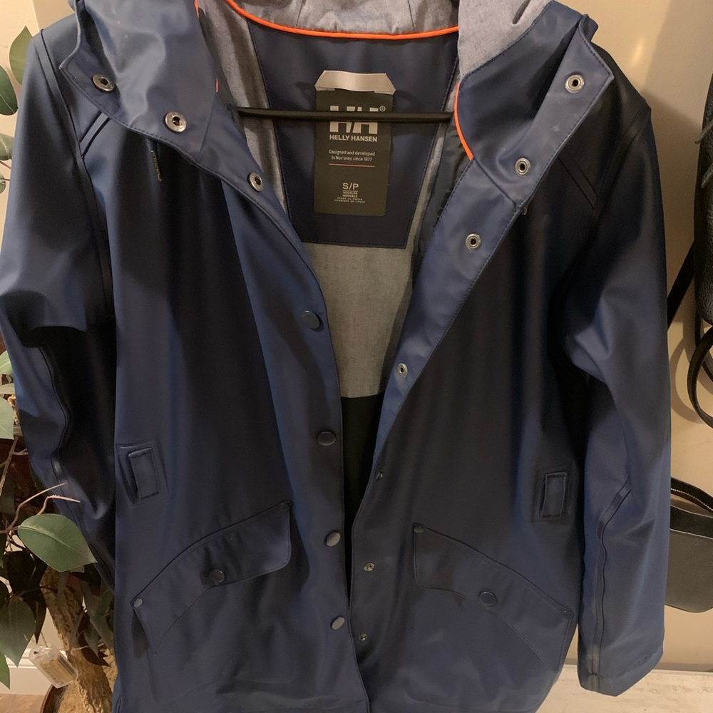 Rain jacket